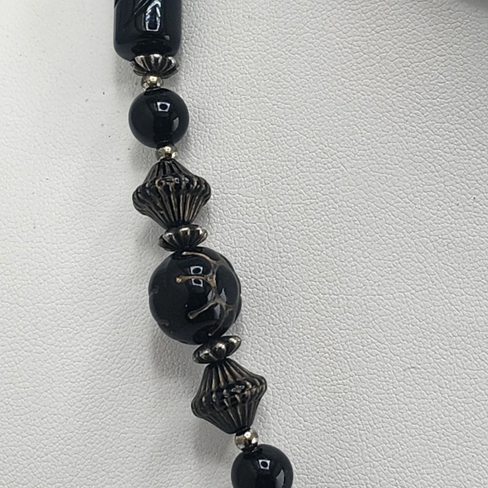 Vintage Black Bead‎ Choker Necklace